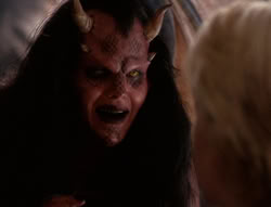 extant_XenaWarriorPrincess_5x01-FallenAngel_02783