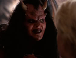 extant_XenaWarriorPrincess_5x01-FallenAngel_02785