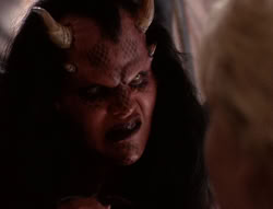 extant_XenaWarriorPrincess_5x01-FallenAngel_02800