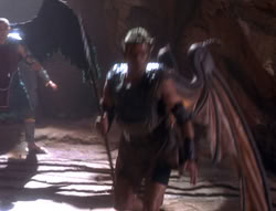 extant_XenaWarriorPrincess_5x01-FallenAngel_02848
