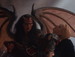 extant_XenaWarriorPrincess_5x01-FallenAngel_03317