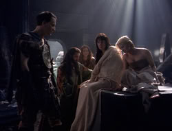 extant_XenaWarriorPrincess_5x01-FallenAngel_03575