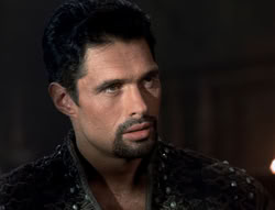 extant_XenaWarriorPrincess_5x02_Chakram_0048