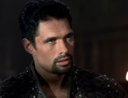 extant_XenaWarriorPrincess_5x02_Chakram_0049