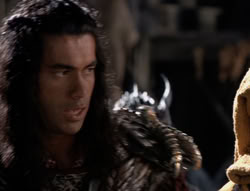 extant_XenaWarriorPrincess_5x02_Chakram_0114