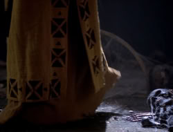 extant_XenaWarriorPrincess_5x02_Chakram_0178