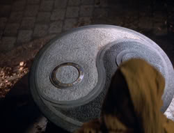 extant_XenaWarriorPrincess_5x02_Chakram_0183