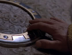 extant_XenaWarriorPrincess_5x02_Chakram_0196