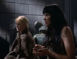 extant_XenaWarriorPrincess_5x02_Chakram_0254