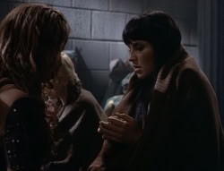 extant_XenaWarriorPrincess_5x02_Chakram_0287