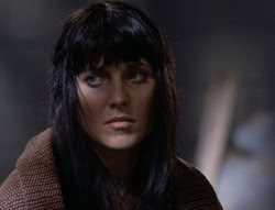 extant_XenaWarriorPrincess_5x02_Chakram_0297