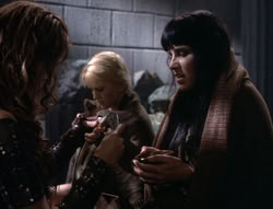 extant_XenaWarriorPrincess_5x02_Chakram_0314