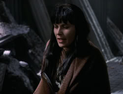 extant_XenaWarriorPrincess_5x02_Chakram_0354