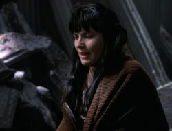 extant_XenaWarriorPrincess_5x02_Chakram_0355