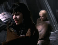 extant_XenaWarriorPrincess_5x02_Chakram_0361