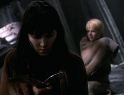 extant_XenaWarriorPrincess_5x02_Chakram_0366