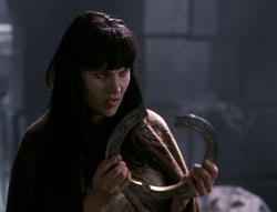 extant_XenaWarriorPrincess_5x02_Chakram_0371