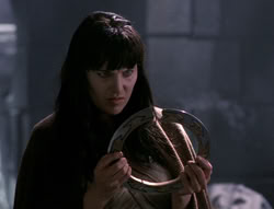 extant_XenaWarriorPrincess_5x02_Chakram_0373