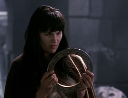 extant_XenaWarriorPrincess_5x02_Chakram_0374