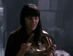 extant_XenaWarriorPrincess_5x02_Chakram_0385