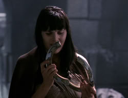 extant_XenaWarriorPrincess_5x02_Chakram_0386
