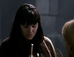 extant_XenaWarriorPrincess_5x02_Chakram_0413