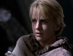 extant_XenaWarriorPrincess_5x02_Chakram_0425