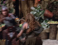 extant_XenaWarriorPrincess_5x02_Chakram_0505