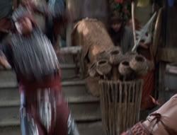 extant_XenaWarriorPrincess_5x02_Chakram_0541