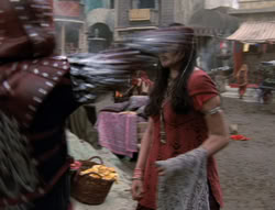 extant_XenaWarriorPrincess_5x02_Chakram_0550