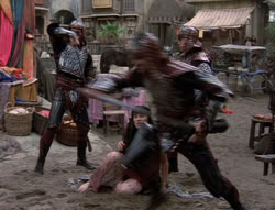 extant_XenaWarriorPrincess_5x02_Chakram_0579