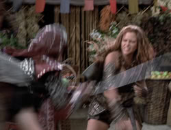 extant_XenaWarriorPrincess_5x02_Chakram_0588
