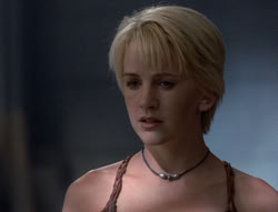 extant_XenaWarriorPrincess_5x02_Chakram_0702