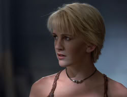 extant_XenaWarriorPrincess_5x02_Chakram_0704