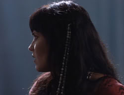 extant_XenaWarriorPrincess_5x02_Chakram_0721