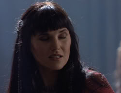 extant_XenaWarriorPrincess_5x02_Chakram_0727