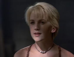 extant_XenaWarriorPrincess_5x02_Chakram_0738