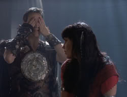 extant_XenaWarriorPrincess_5x02_Chakram_0802