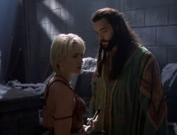extant_XenaWarriorPrincess_5x02_Chakram_0813