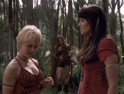 extant_XenaWarriorPrincess_5x02_Chakram_0974