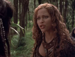 extant_XenaWarriorPrincess_5x02_Chakram_1051
