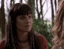 extant_XenaWarriorPrincess_5x02_Chakram_1055