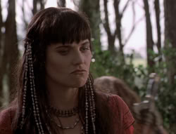 extant_XenaWarriorPrincess_5x02_Chakram_1058