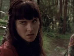 extant_XenaWarriorPrincess_5x02_Chakram_1062