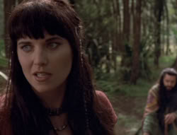 extant_XenaWarriorPrincess_5x02_Chakram_1066