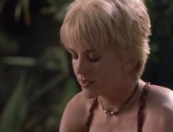 extant_XenaWarriorPrincess_5x02_Chakram_1087
