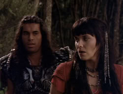 extant_XenaWarriorPrincess_5x02_Chakram_1176