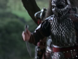 extant_XenaWarriorPrincess_5x02_Chakram_1219