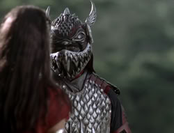 extant_XenaWarriorPrincess_5x02_Chakram_1258