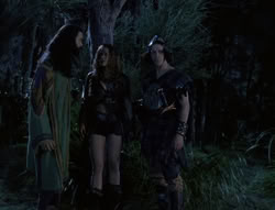 extant_XenaWarriorPrincess_5x02_Chakram_1322